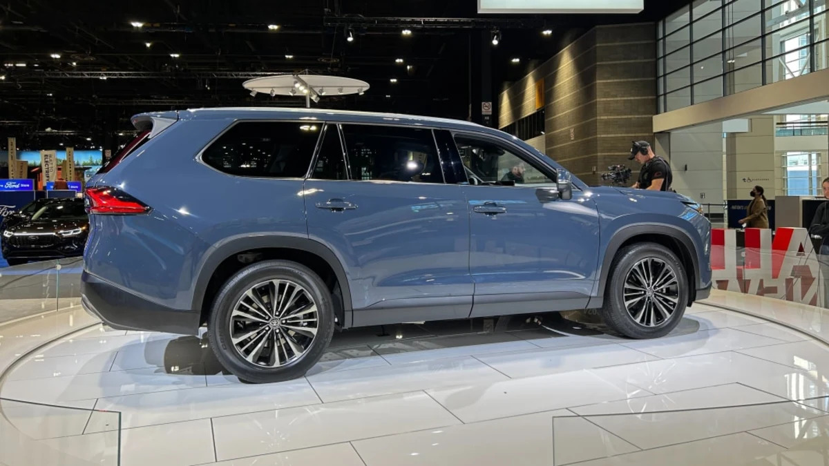 2023 Chicago Auto Show Editors' Picks